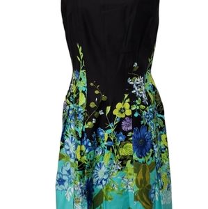 💖🎉Host pick🎉[10] Melanie Lyne Floral dress